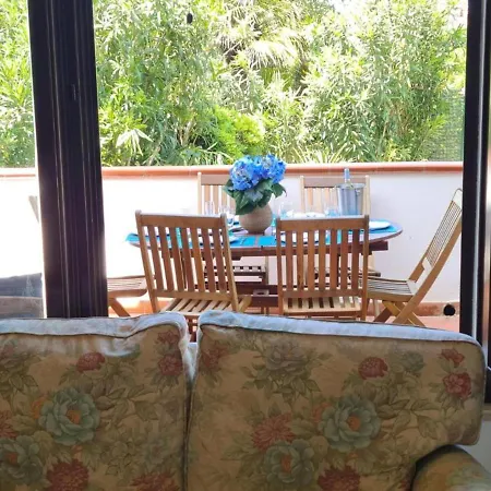 Villino Le Ortensie Holiday home Stintino